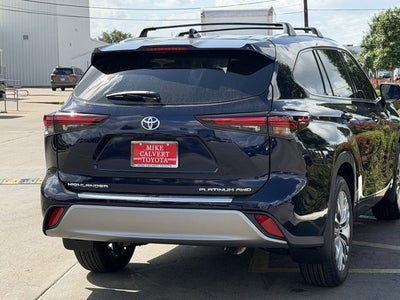 2026 Toyota Highlander Platinum