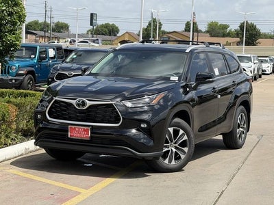 2026 Toyota Highlander XLE