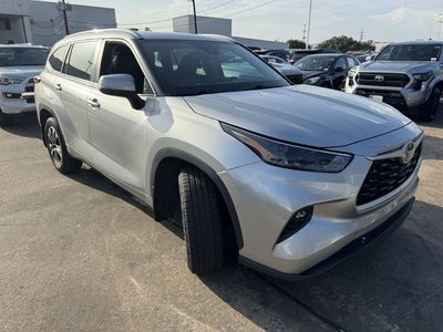 2024 Toyota Highlander XLE