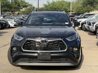 2025 Toyota HIGHLANDER Platinum