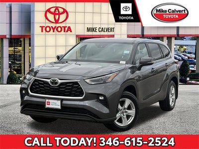 2024 Toyota HIGHLANDER LE