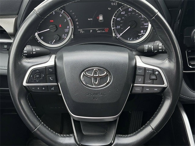 2024 Toyota HIGHLANDER LE