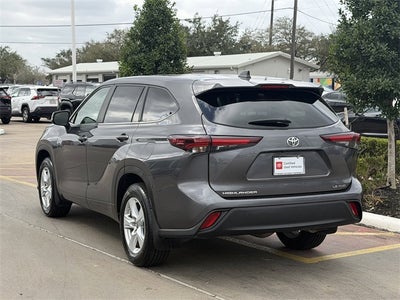 2024 Toyota HIGHLANDER LE