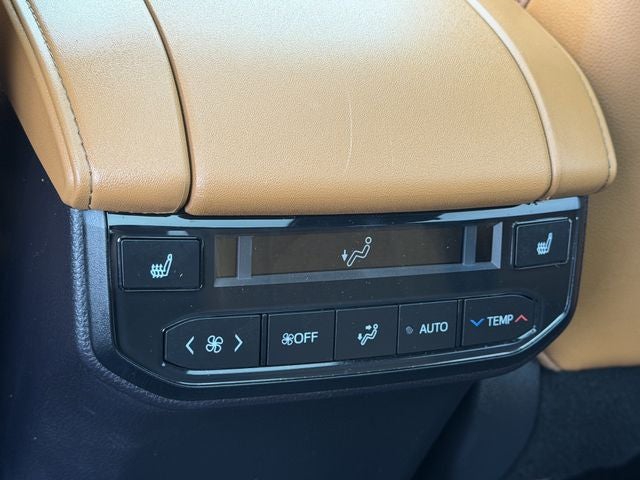 2025 Toyota HIGHLANDER Platinum