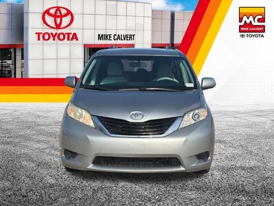2012 Toyota SIENNA LE 3.5L LE 8 Passenger