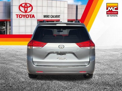 2012 Toyota SIENNA LE 3.5L LE 8 Passenger