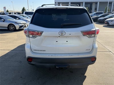 2015 Toyota HIGHLANDER XLE V6