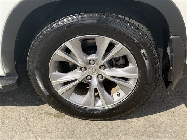 2015 Toyota HIGHLANDER XLE V6