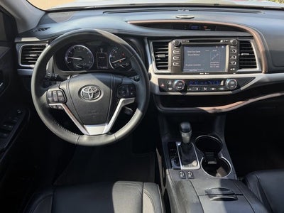 2015 Toyota HIGHLANDER XLE V6