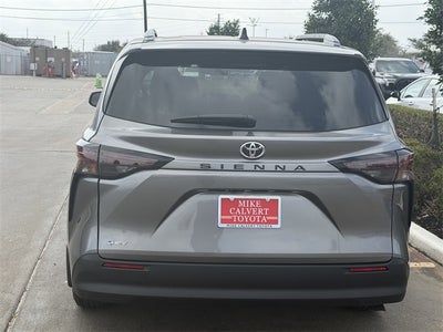 2026 Toyota Sienna LE