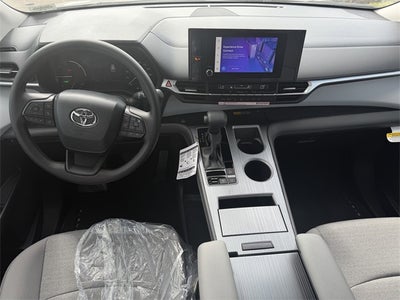 2026 Toyota Sienna LE