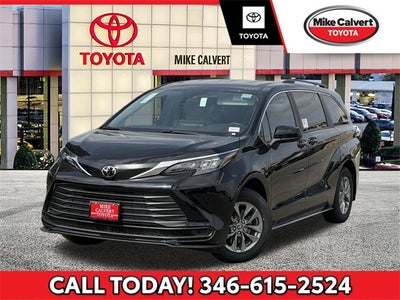 2026 Toyota Sienna LE