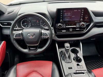 2022 Toyota HIGHLANDER XSE