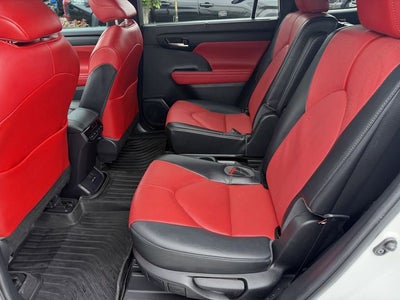 2022 Toyota HIGHLANDER XSE