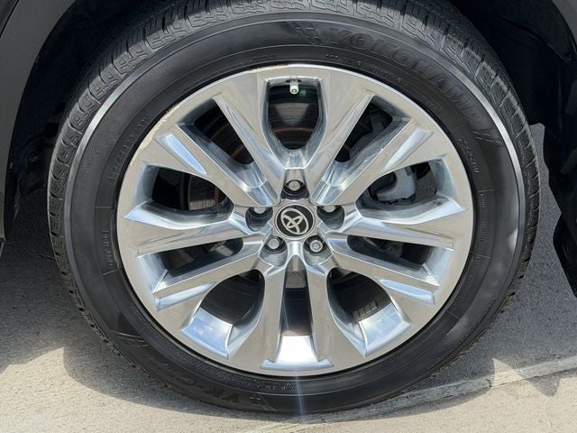 2022 Toyota Highlander Hybrid Limited