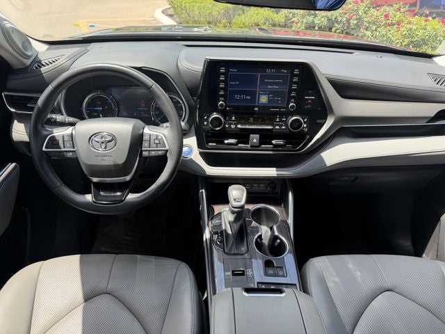 2022 Toyota Highlander Hybrid Limited