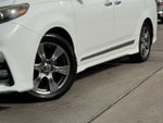 2018 Toyota Sienna SE 8 Passenger