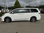 2018 Toyota Sienna SE 8 Passenger