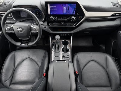 2023 Toyota Highlander Hybrid Limited