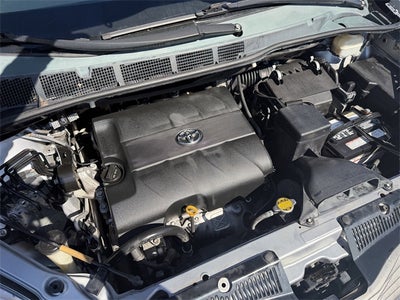 2012 Toyota SIENNA XLE 3.5L XLE 8 Passenger