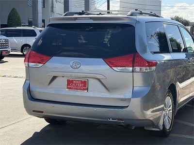 2012 Toyota SIENNA XLE 3.5L XLE 8 Passenger