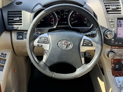 2011 Toyota HIGHLANDER LTD Limited