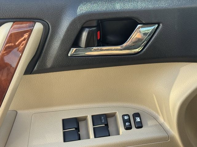 2011 Toyota HIGHLANDER LTD Limited