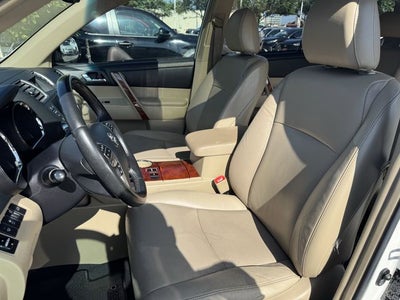 2011 Toyota HIGHLANDER LTD Limited