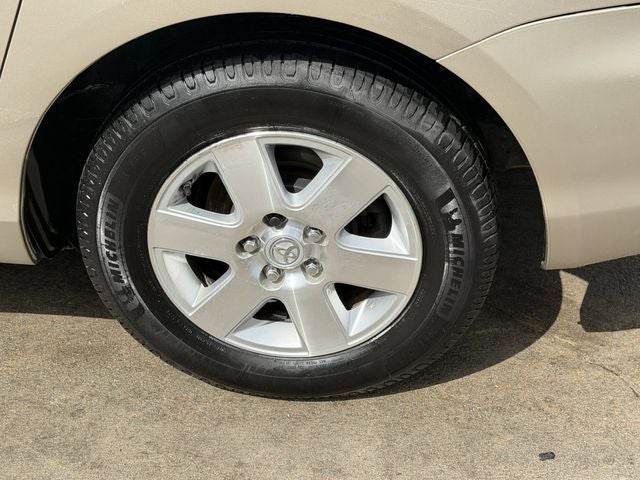 2010 Toyota SIENNA XLE