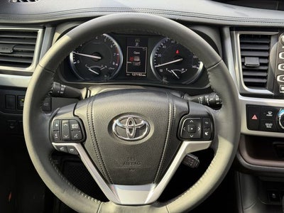 2015 Toyota HIGHLANDER Limited