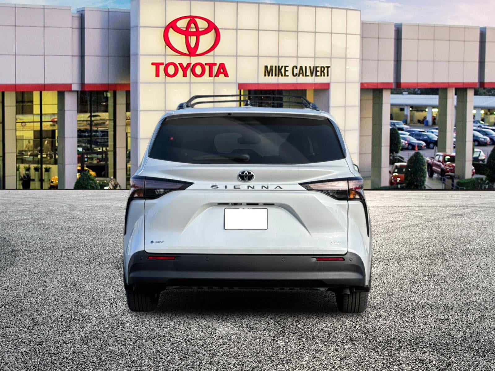 2026 Toyota Sienna XLE 8 Passenger