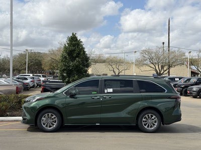 2026 Toyota Sienna XLE