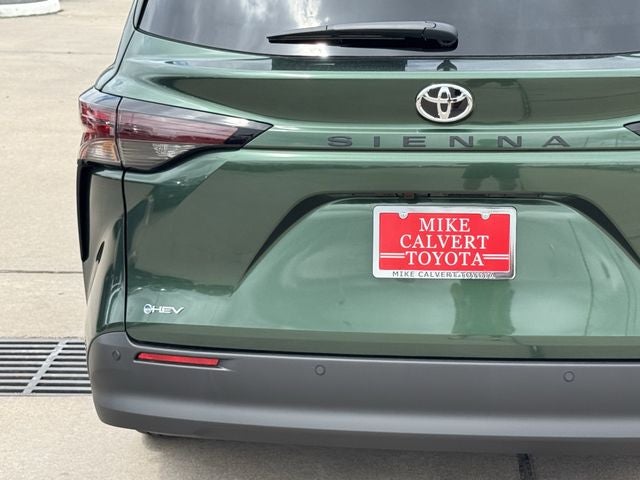 2026 Toyota Sienna XLE 8 Passenger