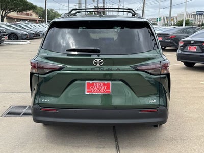 2026 Toyota Sienna XLE 8 Passenger