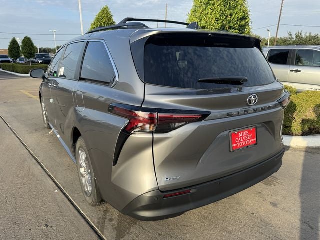 2026 Toyota Sienna XLE