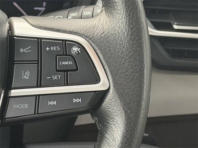 2024 Toyota SIENNA XLE XLE 8 Passenger