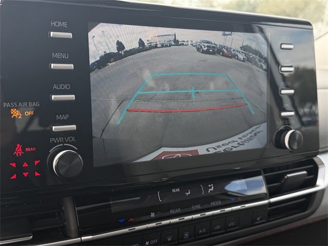 2024 Toyota SIENNA XLE XLE 8 Passenger