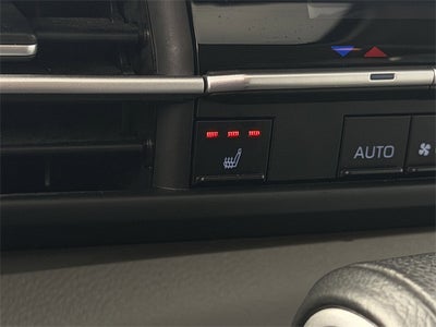 2024 Toyota SIENNA XLE XLE 8 Passenger