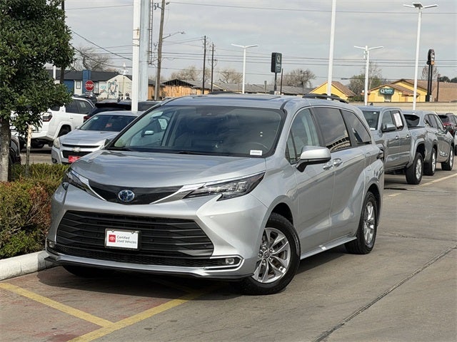 2024 Toyota SIENNA XLE XLE 8 Passenger