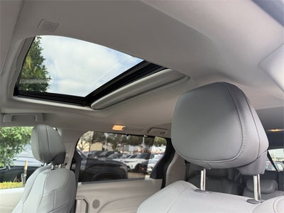 2024 Toyota SIENNA XLE XLE 8 Passenger