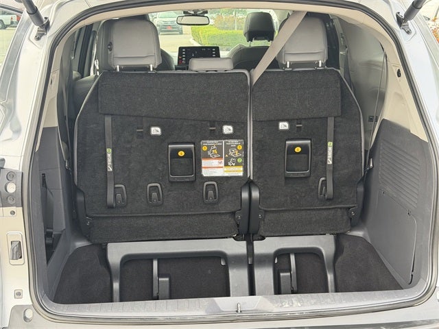 2024 Toyota SIENNA XLE XLE 8 Passenger