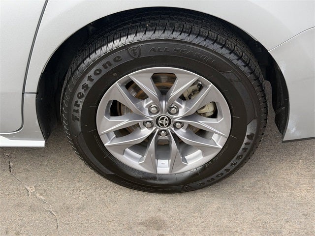 2024 Toyota SIENNA XLE XLE 8 Passenger