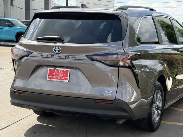 2023 Toyota SIENNA XLE XLE 8 Passenger