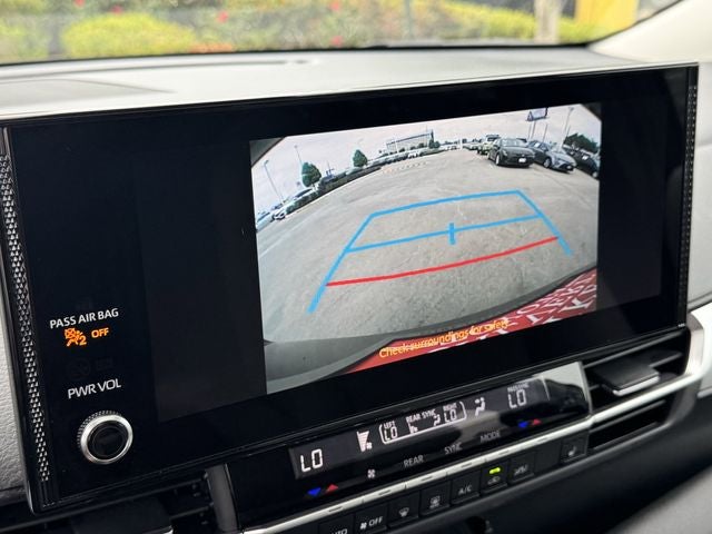 2025 Toyota SIENNA XLE XLE 8 Passenger
