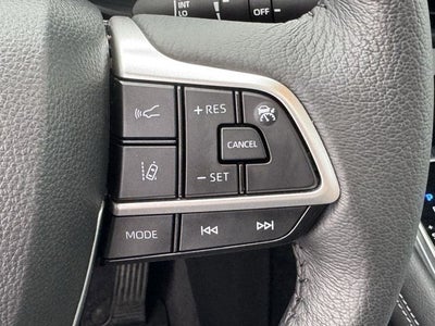 2025 Toyota SIENNA XLE XLE 8 Passenger