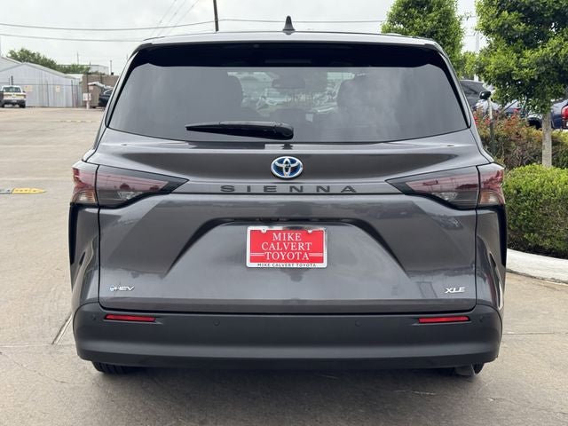 2025 Toyota SIENNA XLE XLE 8 Passenger