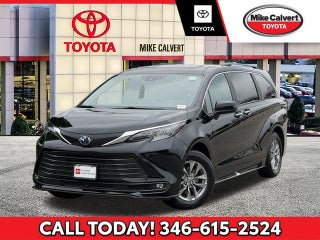 2025 Toyota SIENNA XLE XLE 8 Passenger