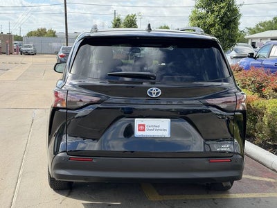 2023 Toyota SIENNA XLE XLE 8 Passenger