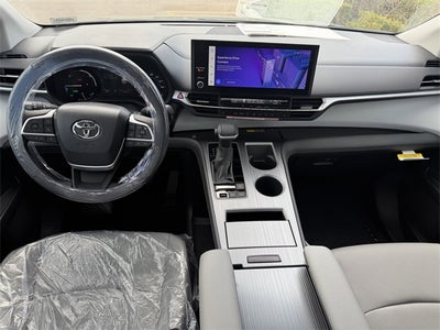 2026 Toyota Sienna XLE