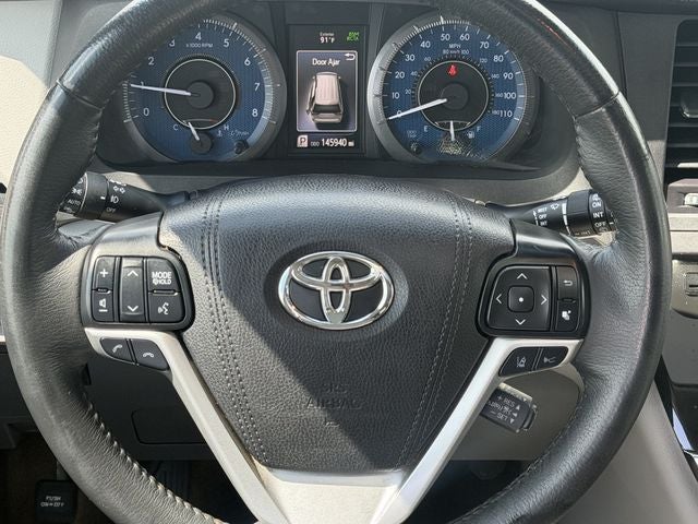 2018 Toyota Sienna XLE Premium 8 Passenger